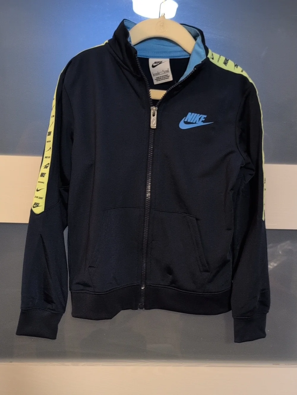 Nike like new